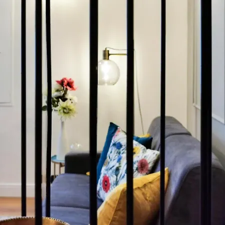 Appartement Chiclife - Florentin Downtown *