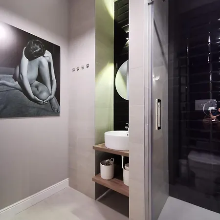 Florentin Downtown Design דירה *